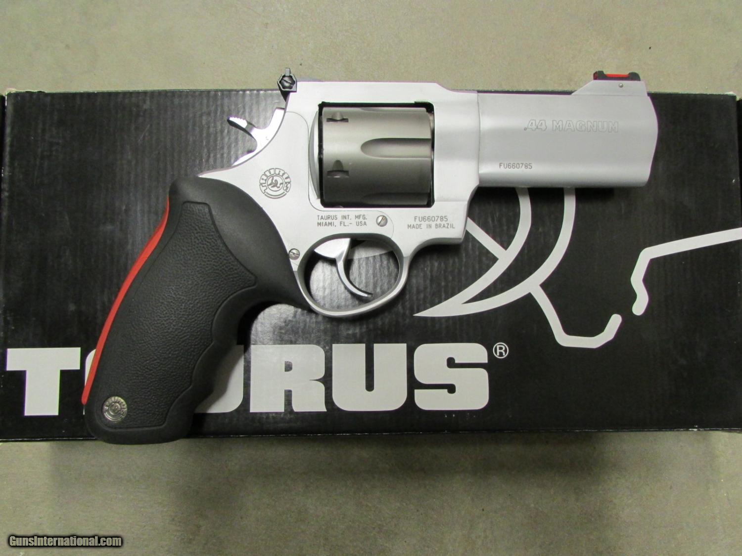 TAURUS MODEL 444 ULTRALITE TITANIUM/STAINLESS .44 MAGNUM 4