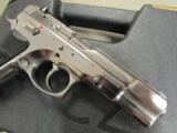 CZ-USA CZ 75 B High Polished Stainless 16+1 9mm 91108 - 5 of 9