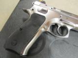 CZ-USA CZ 75 B High Polished Stainless 16+1 9mm 91108 - 3 of 9