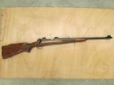 Beautiful 1960 Winchester Model 70 Featherweight .243 Winchester - 1 of 12
