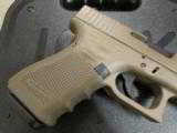 Glock 19 G19 Gen4 Hot Cerakote Magpul Dark Earth FDE 9mm UG1950203MPDE - 4 of 11