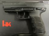 Heckler & Koch H&K P30S-V3 DA/SA .40 S&W M734003S-A5 (Used) 59481 - 3 of 10