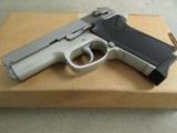 Smith & Wesson Model 3913 3.5