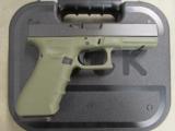 Glock 17 G17 Gen4 BFG Battlefield Green Frame 9mm PG1750203BFG - 2 of 9