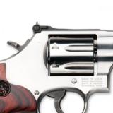 Smith & Wesson Model 686 Deluxe .357 Magnum 6" Stainless 7 Rds 150712 - 2 of 4