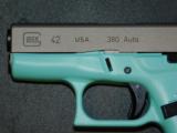 Glock G42 .380 ACP Tiffany Blue/Titanium 3.25" UI4240204TBT - 4 of 4