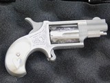 NAA Mini-Revolver .22 LR Pearlite/Engraved NAA-22LR-MOM - 7 of 8