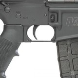 Smith & Wesson M&P15 AR-15 M4 5.56 NATO 811000 - 4 of 6