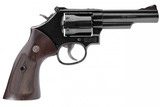 Smith & Wesson Model 19 Classic .357 Magnum 4.25" Blued 12040 - 1 of 4