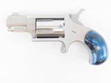 NAA Mini-Revolver .22 LR 1.125" Turquoise NAA-22LR-GP-TQ - 1 of 4