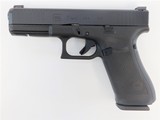 Glock G17 Gen 5 9mm 4.49" AmeriGlo Sights 17 Rds UA175S303AB - 1 of 3