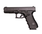 Glock G17 Gen 4 9mm Luger 4.49" 17 Rds Black UG1750203 - 1 of 1