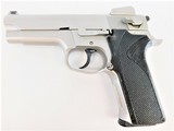 Smith & Wesson Model 5906 9mm 4