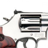 Smith & Wesson 686 Deluxe .357 Magnum 6