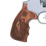 Smith & Wesson Performance Center Model 986 9mm Luger 2.5