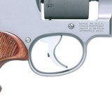Smith & Wesson Performance Center Model 986 9mm Luger 2.5