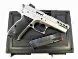 SAR Arms USA P8L Stainless 9mm 4.6