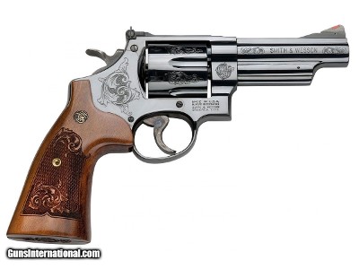 Smith & Wesson Model 29 Engraved .44 Mag / .44 Special 4