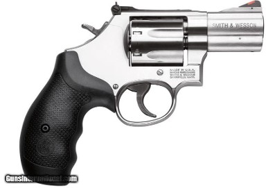 Smith & Wesson 686 Plus .357 Mag / .38 Special 2.5