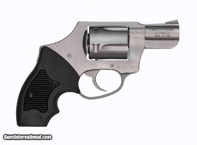 Charter Arms Undercover DAO .38 Special 2