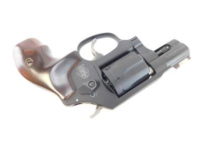 Smith & Wesson 351PD .22WMR 1.875