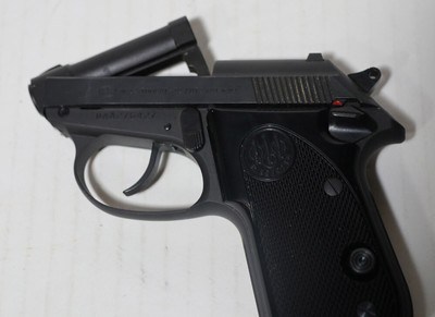 Beretta TOMCAT 32 caliber semi auto w/ orig.case and ammo - Image 5 of 15