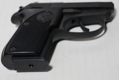 Beretta TOMCAT 32 caliber semi auto w/ orig.case and ammo - Image 8 of 15