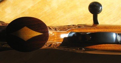 Weatherby MK V Custom Deluxe in 300 WBY MAG.. Carved Mesquite Stock with Inlays - Image 6 of 15