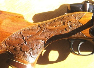 Weatherby MK V Custom Deluxe in 300 WBY MAG.. Carved Mesquite Stock with Inlays - Image 2 of 15