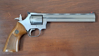 Dan Wesson 715-VH .357 Magnum Revolver Stainless 8