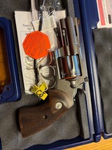 Colt Python .357 magnum - 1 of 3