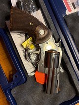 Colt Python .357 magnum - 2 of 3