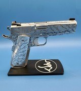 Dan Wesson Valor 45ACP - 1 of 10