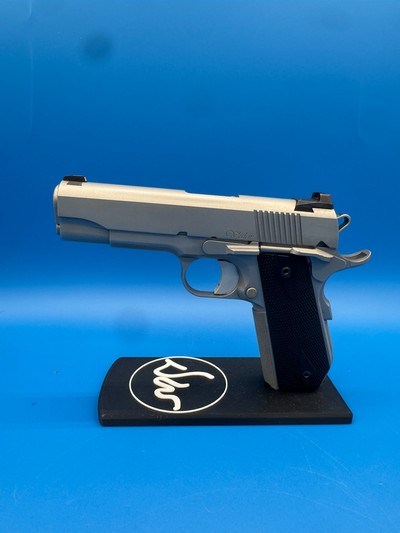 Dan Wesson Valor - Image 2 of 12