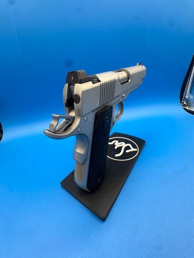 Dan Wesson Valor - Image 7 of 12