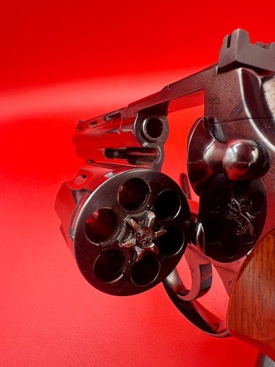 Vintage Colt Python MFG 1982 .357 6” Barrel - Image 3 of 11