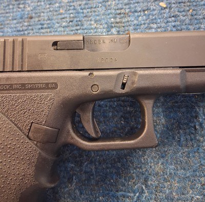 Glock 22 40S&W Gen 2 1993 - Image 5 of 8
