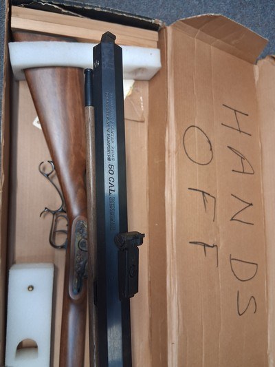 Thompson Center Hawken Renegade 50 Cal Flintlock - Image 11 of 11