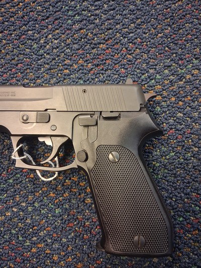 Sig Sauer P220 45acp 1984 Date Great Condition with Original Manual and Extra Magazine - Image 2 of 7