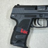 Heckler & Koch USP Compact 9MM - 4 of 13