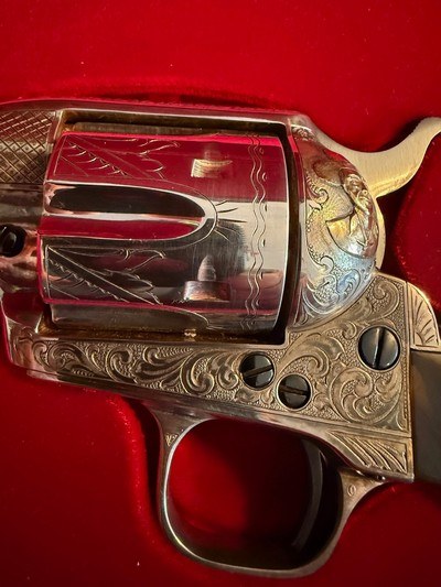 Colt Hopalong Cassidy Premier Edition Colt 45 SAA - Image 6 of 10