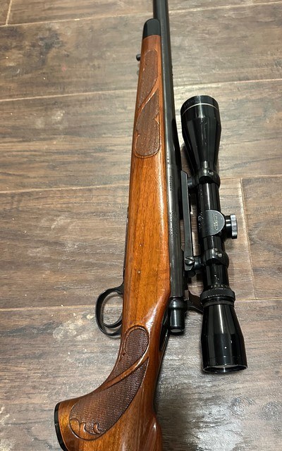 Remington 700 VS 22-250 w/ Leupold - Image 7 of 10