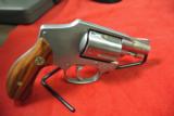 Smith and Wesson 640 357 Revolver - 2 of 11