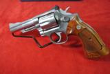 Smith and Wesson 357 - Model 66 (no dash) - 2 of 10