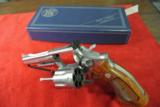 Smith and Wesson 357 - Model 66 (no dash) - 1 of 17