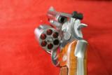 Smith and Wesson 357 - Model 66 (no dash) - 16 of 17