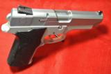 Smith & Wesson 4043 - 3 of 8