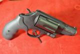 Smith & Wesson Governor (.45 Colt, .45 ACP, 410 2.5in.) - 8 of 11