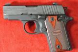 Sig Sauer Rosewood
Micro-Compact P238 - 5 of 8