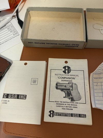 Intratec Tec-38 rare 32 H&R magnum version - Image 9 of 14